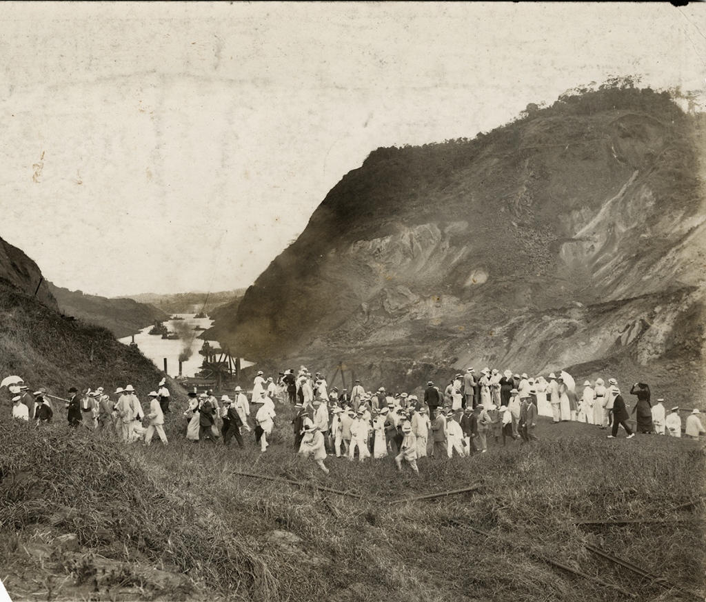 Tourists standing at Culebra Cut